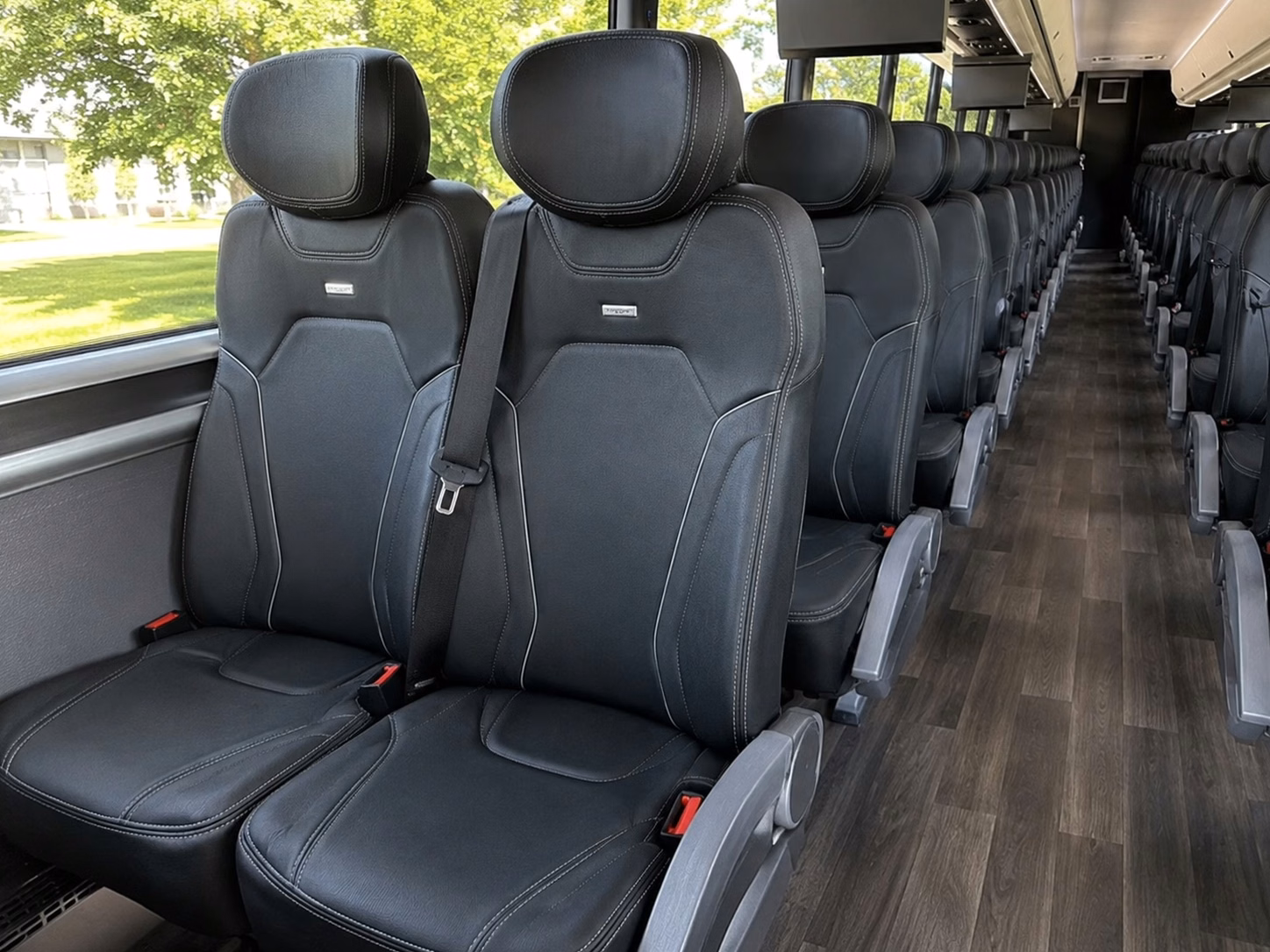 shuttle buses for chico wedding venues along the sacramento river and beyond